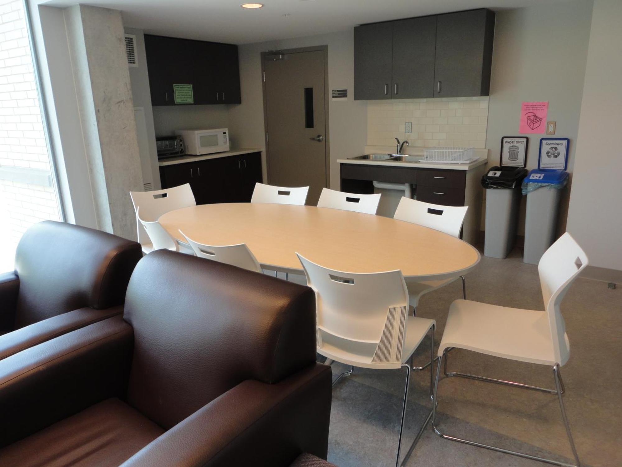 Lakehead University Residence And Conference Centre โอริลเลีย ภายนอก รูปภาพ