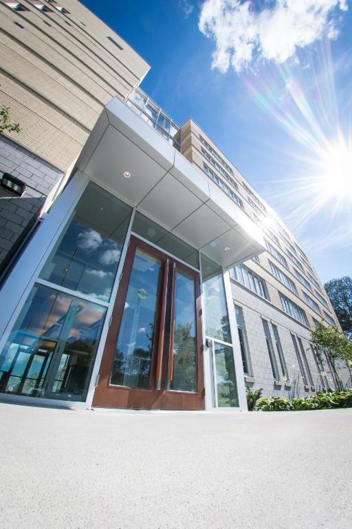 Lakehead University Residence And Conference Centre โอริลเลีย ภายนอก รูปภาพ